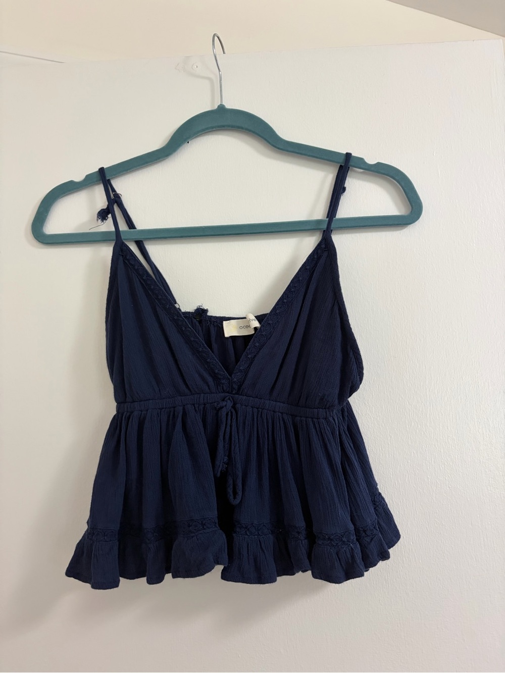 Navy Sleeveless V-Neck Flowy Tank Top